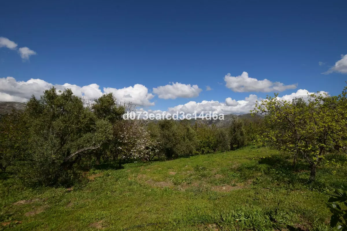 2-bedroom Country House In Cartajima, Spain (66 M²)