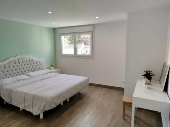 4-bedroom Town House In Cómpeta, Spain (384 M²)
