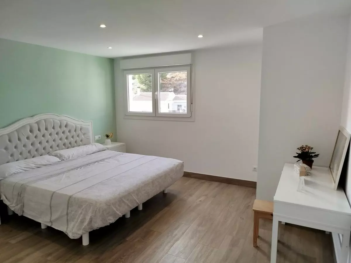 4-bedroom Town House In Cómpeta, Spain (384 M²)