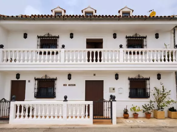 8-bedroom Town House In Ronda, Spain (385 M²)