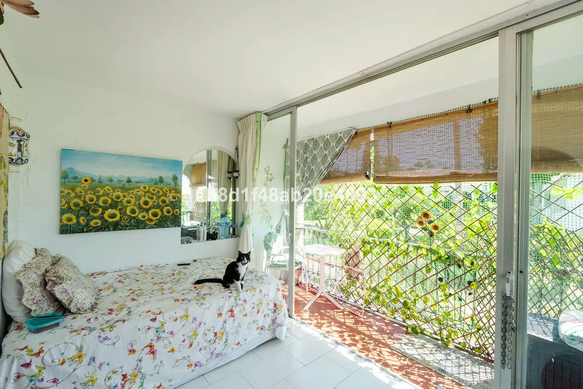 1-bedroom Apartment In Estepona, Spain (61 M²)