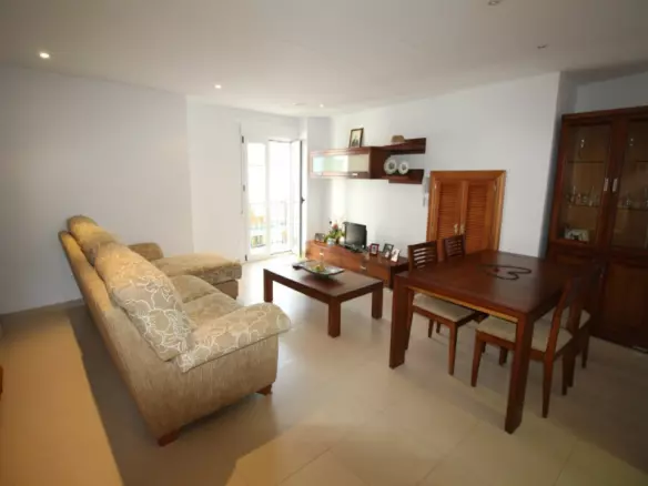 4-bedroom Villa In Árchez, Spain (200 M²)