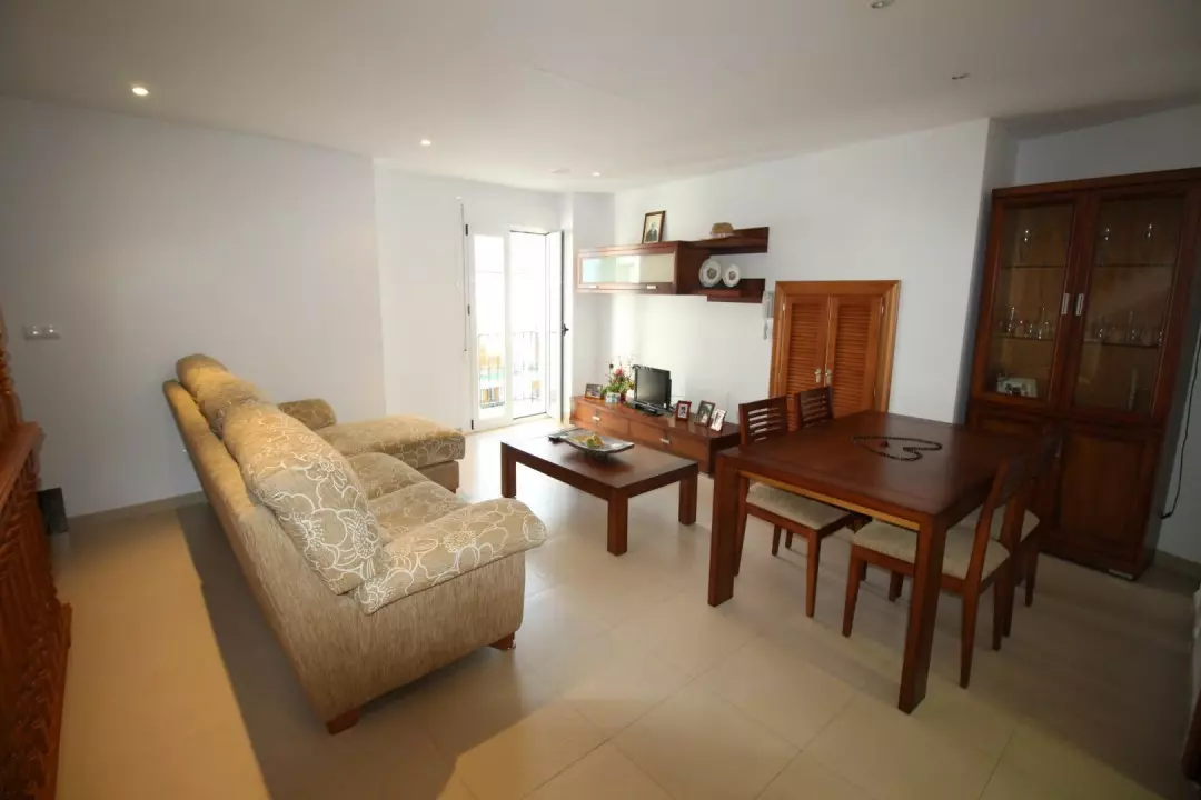 4-bedroom Villa In Árchez, Spain (200 M²)