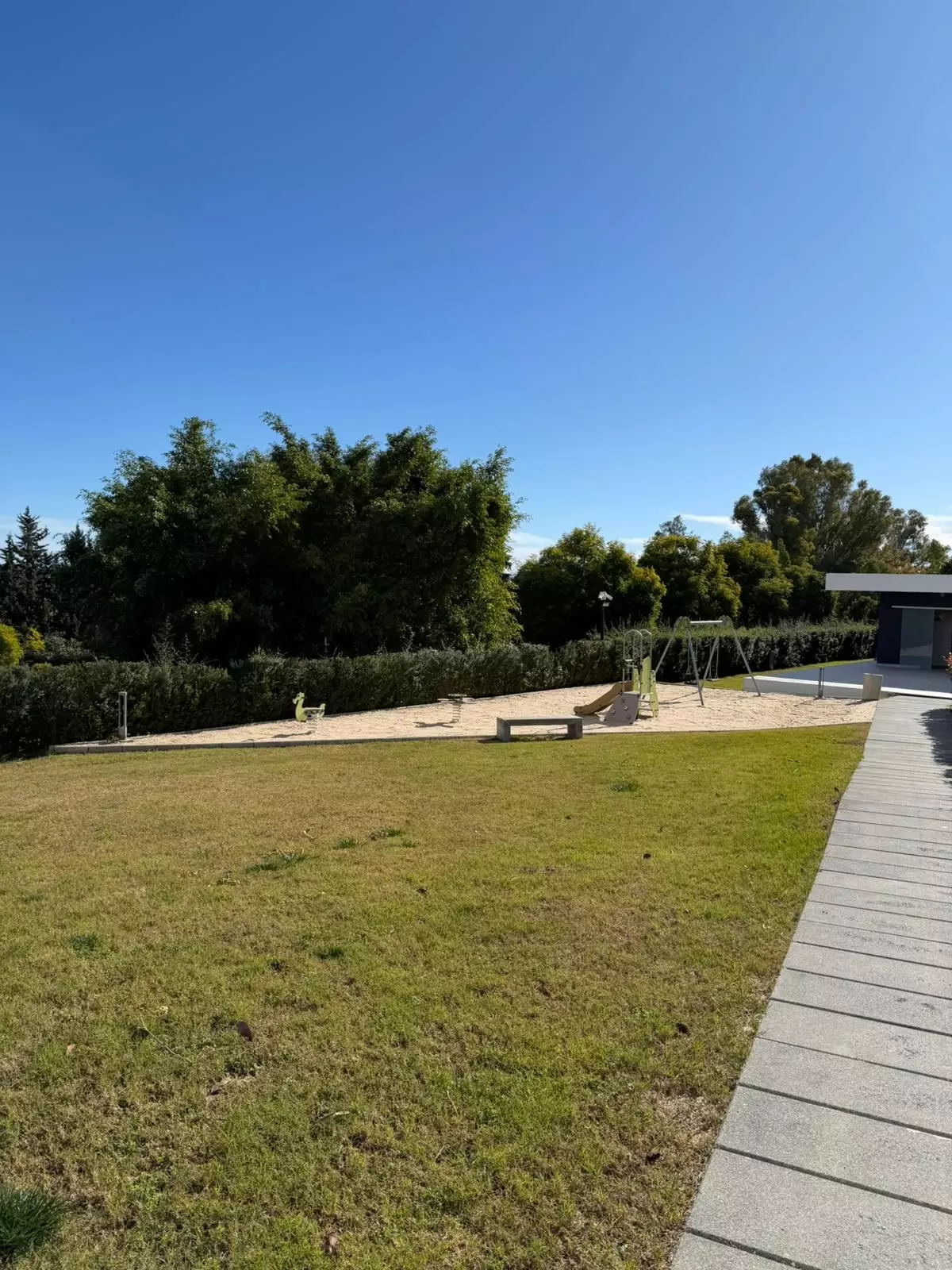 2-bedroom Apartment In Estepona, Spain (99 M²)