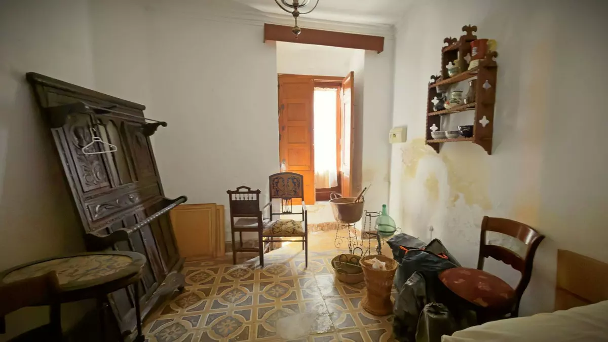 4-bedroom Town House In Alameda, Spain (675 M²)