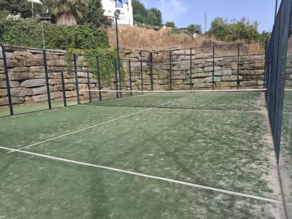 2-bedroom Apartment In Estepona, Spain (97 M²)