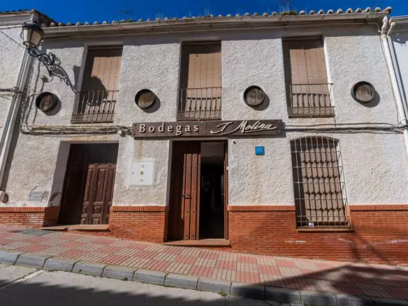 4-bedroom Town House In Colmenar, Spain (429 M²)
