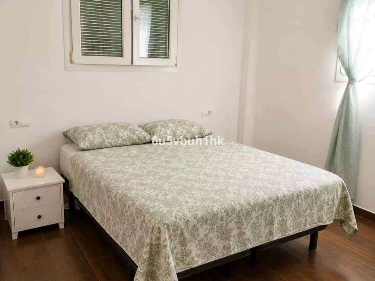 3-bedroom Country House In Tolox, Spain (106 M²)