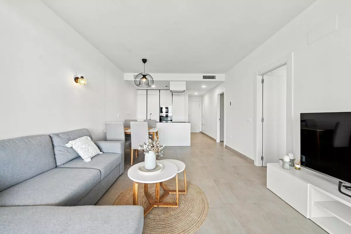 2-bedroom Apartment In Fuengirola, Spain (133 M²)