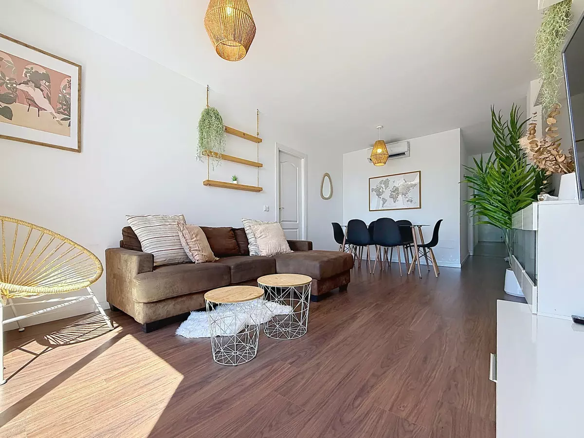 3-bedroom Apartment In Casares, Spain (194 M²)