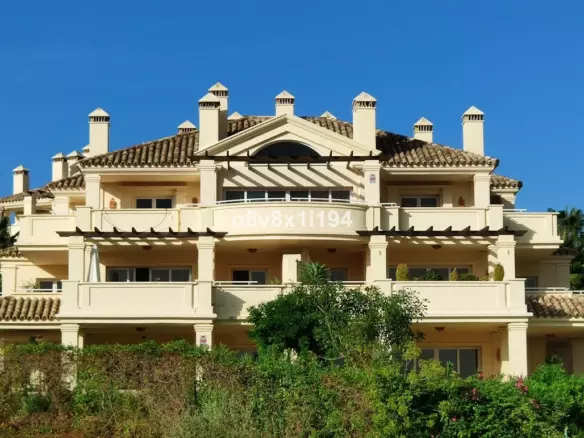 2-bedroom Apartment In Casares, Spain (202 M²)