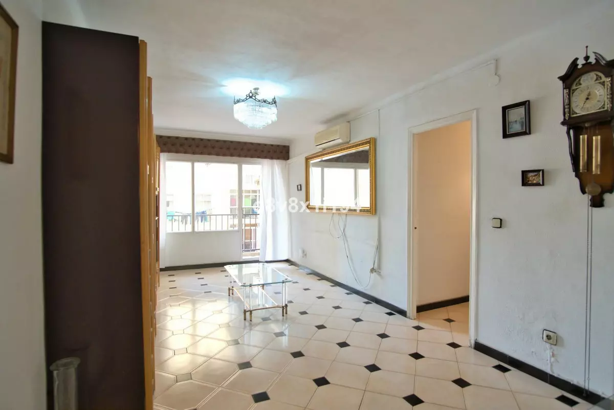 3-bedroom Apartment In Málaga, Spain (86 M²)