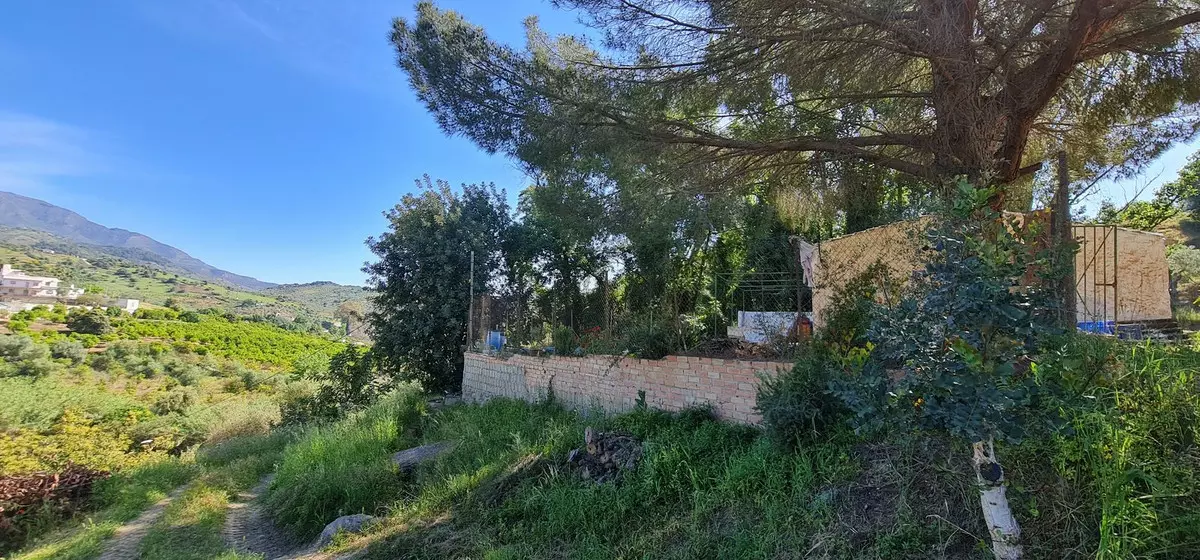 2-bedroom Villa In Tolox, Spain (60 M²)