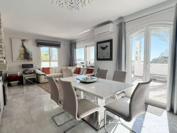 4-bedroom Apartment In Málaga, Spain (145 M²)