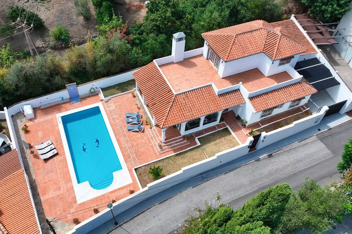 3-bedroom Villa In Benalmádena, Spain (260 M²)