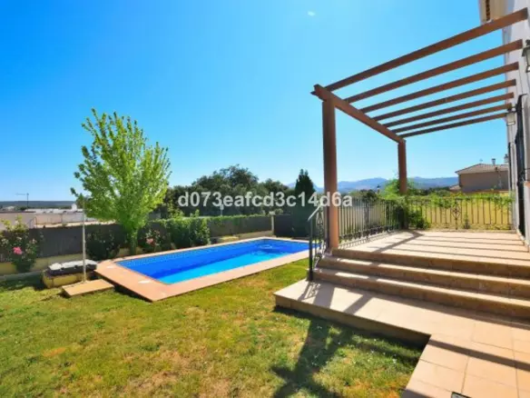 4-bedroom Villa In Ronda, Spain (303 M²)