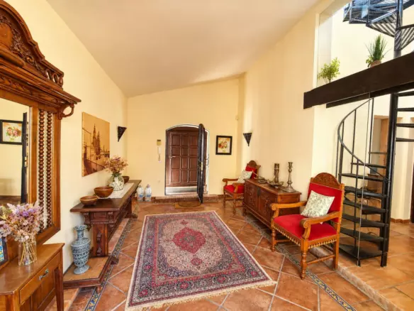 4-bedroom Country House In Estepona, Spain (160 M²)