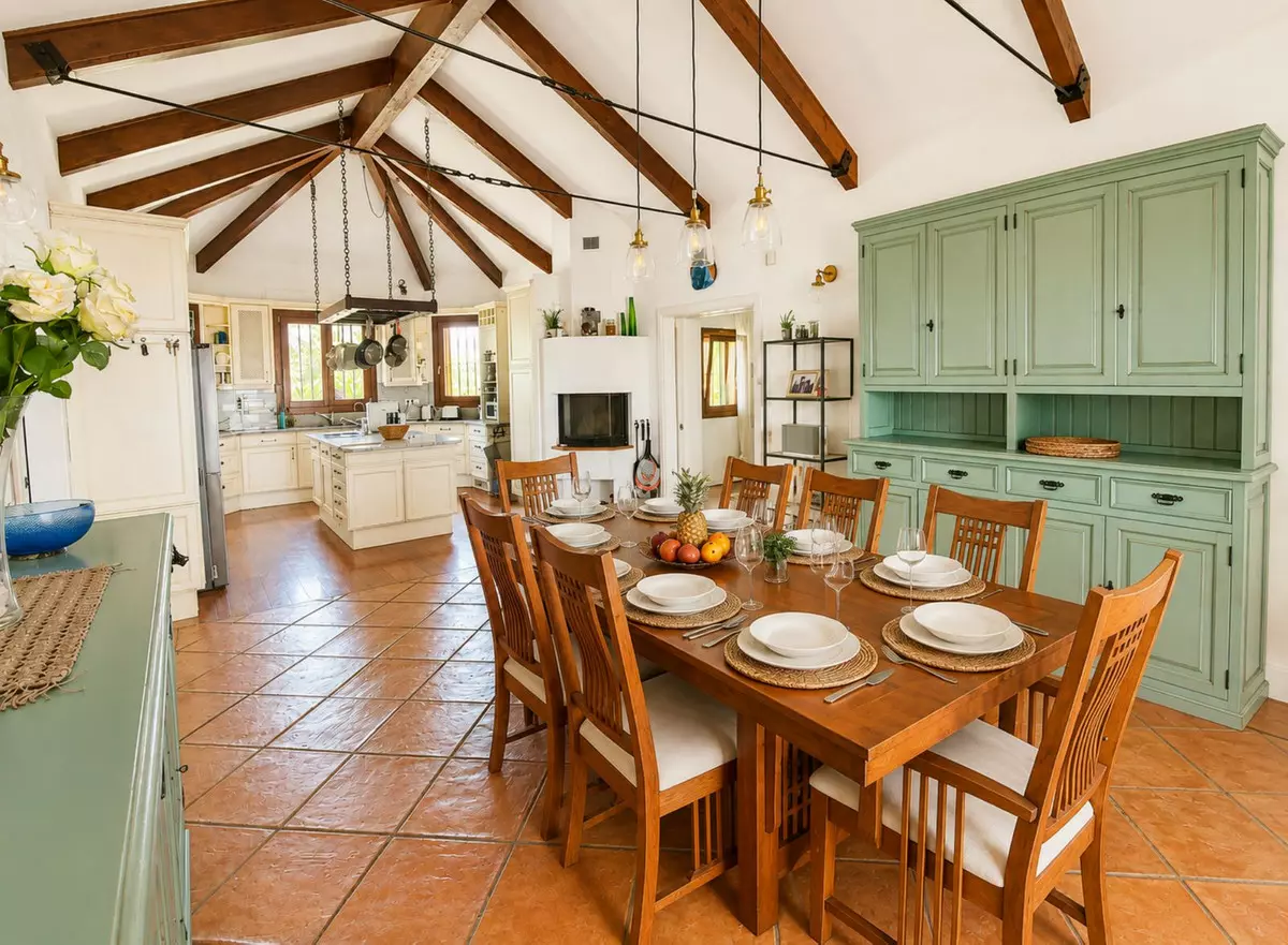 6-bedroom Country House In Estepona, Spain (650 M²)