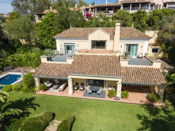 3-bedroom Villa In Benahavis, Spain (329 M²)
