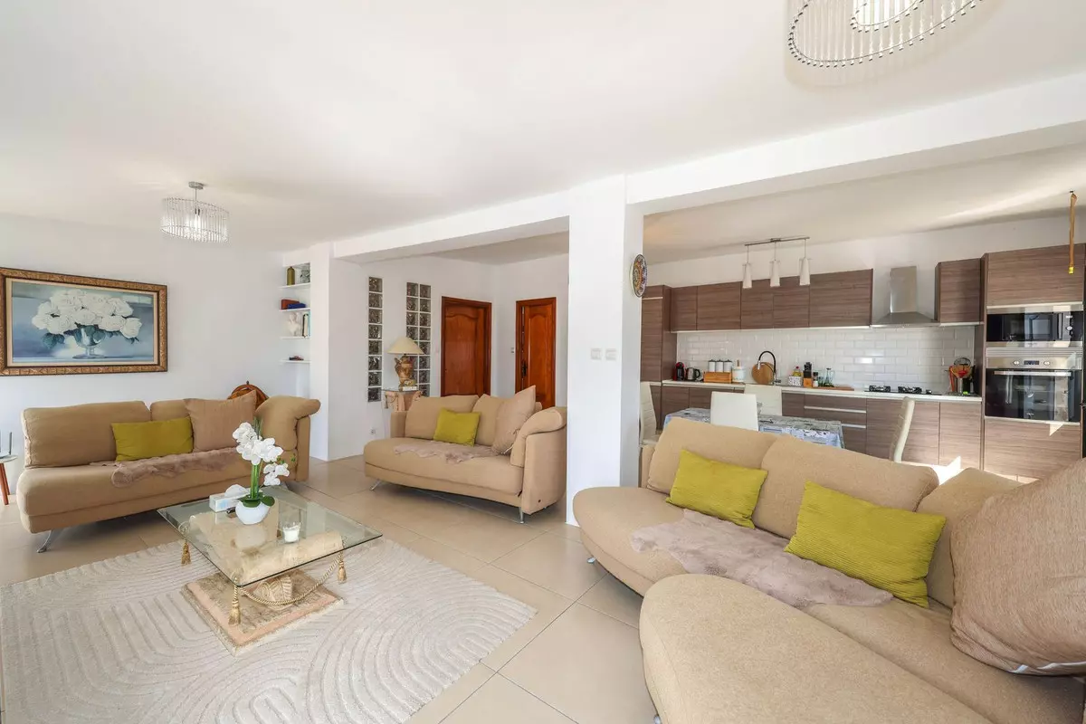 3-bedroom Town House In Tolox, Spain (125 M²)