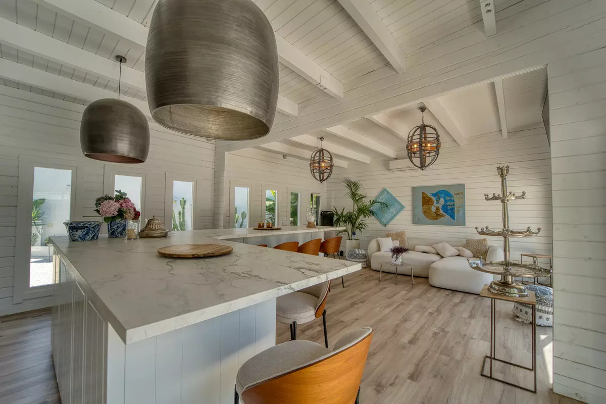 5-bedroom Villa In Benahavis, Spain (350 M²)