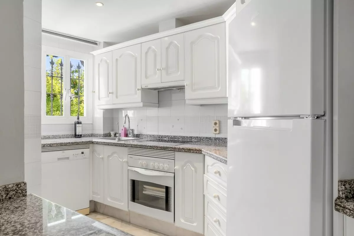 3-bedroom Apartment In Marbella, Spain (116 M²)
