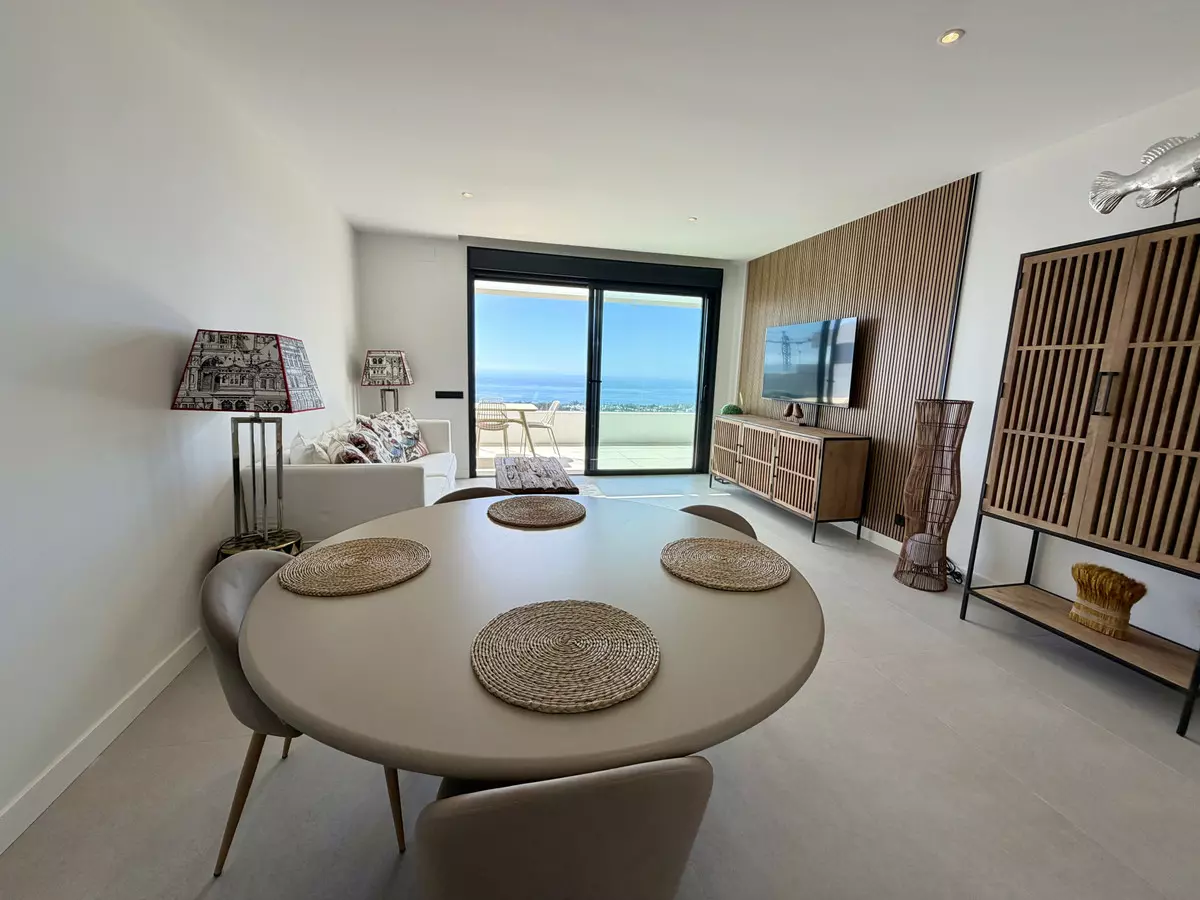 2-bedroom Apartment In Marbella, Spain (119 M²)