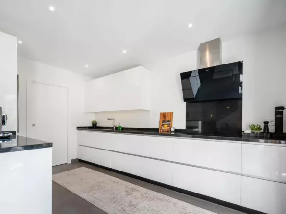 4-bedroom Town House In Marbella, Spain (177 M²)
