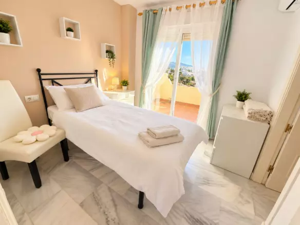 3-bedroom Apartment In Casares, Spain (145 M²)