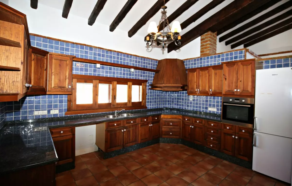 9-bedroom Villa In Frigiliana, Spain (1.600 M²)