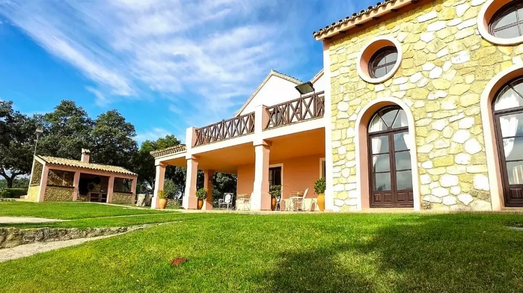 7-bedroom Country House In Ronda, Spain (735 M²)