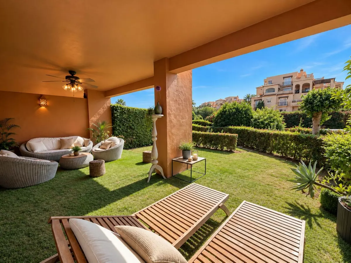 2-bedroom Apartment In Estepona, Spain (144 M²)