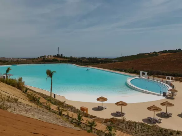 3-bedroom Apartment In Casares, Spain (105 M²)