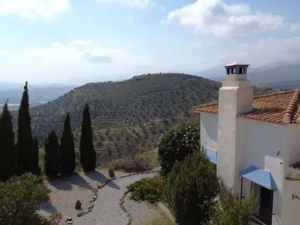 4-bedroom Villa In Canillas De Aceituno, Spain (273 M²)