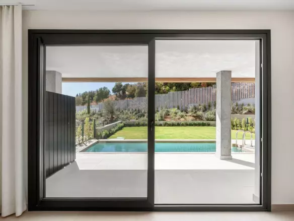 2-bedroom Apartment In Marbella, Spain (92 M²)