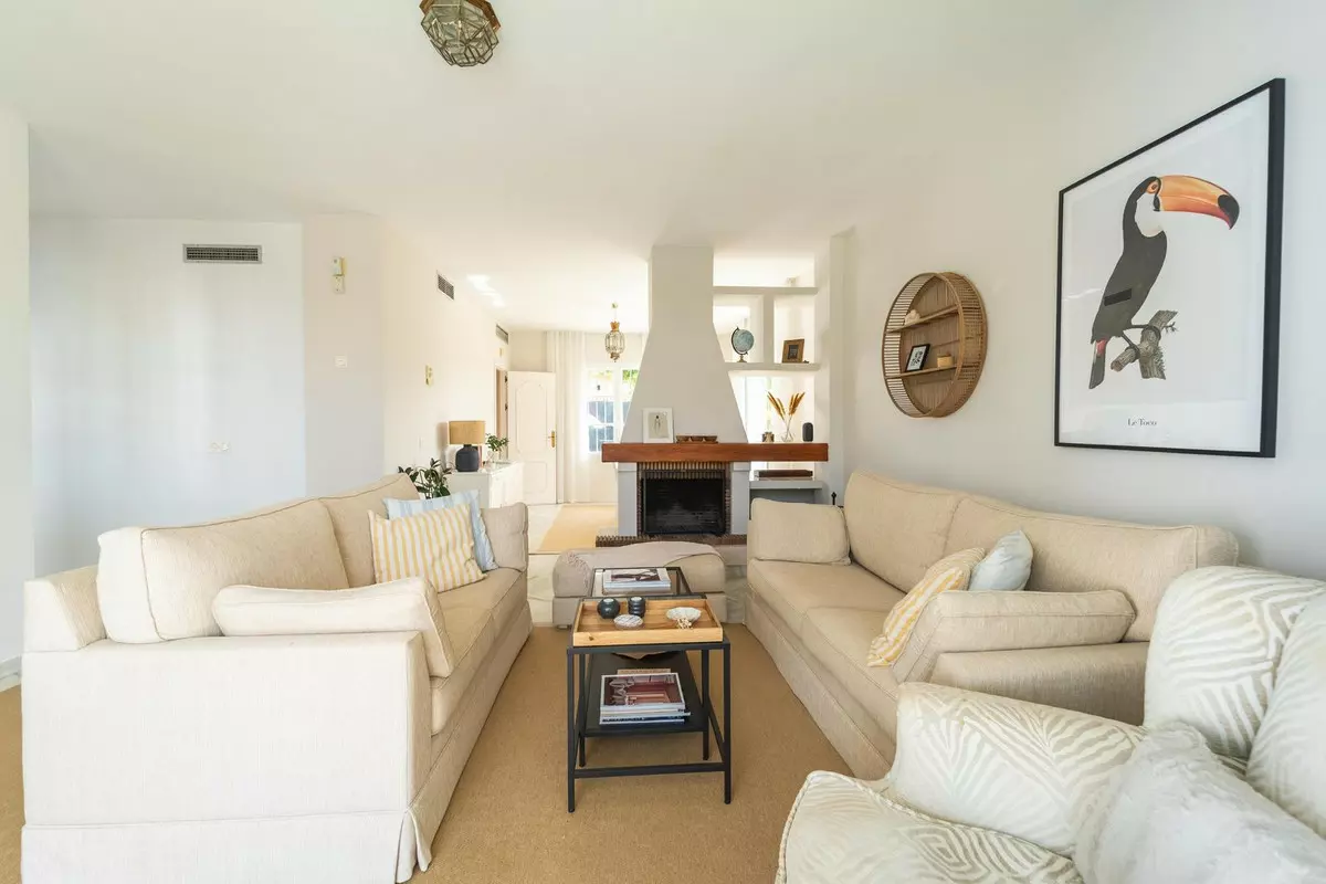 4-bedroom Villa In Marbella, Spain (234 M²)