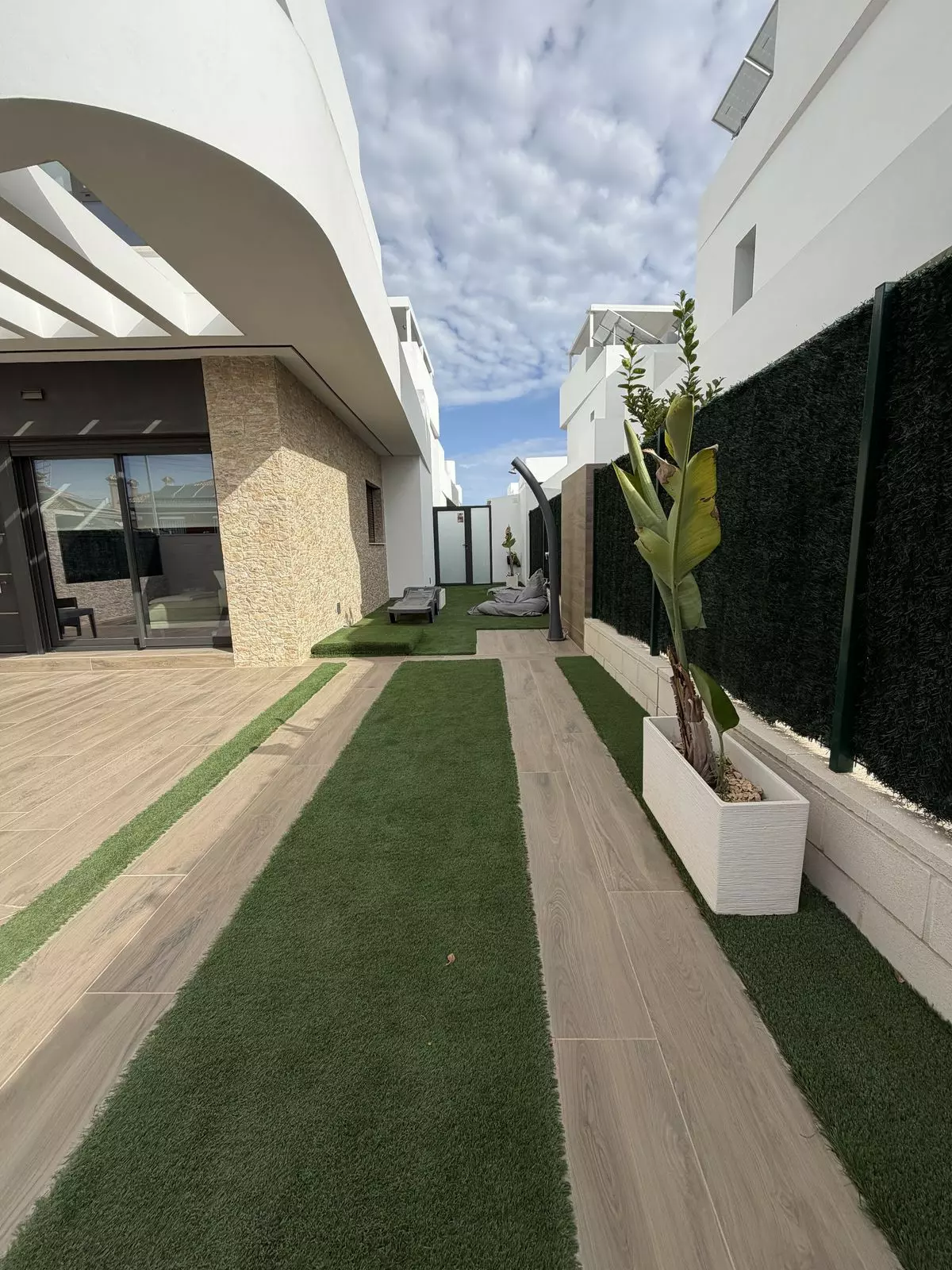 ShowFeedImage-6dcac5 2-bedroom Villa In Los Montesinos, Spain (100 M²)