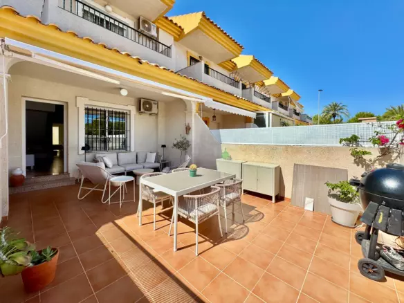 3-bedroom Apartment In San Javier, Spain (97 M²)