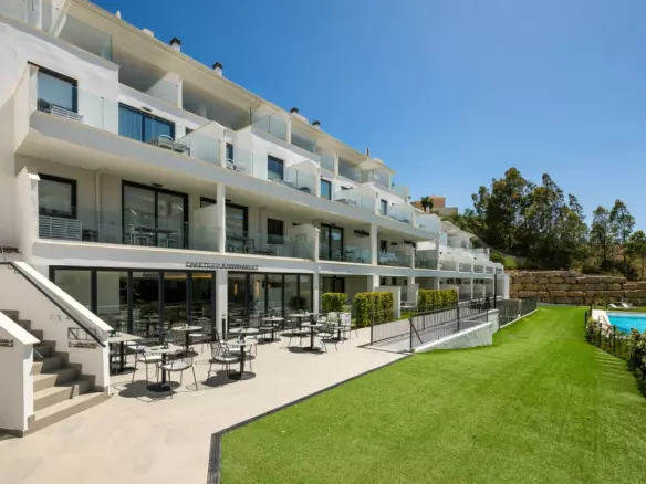 3-bedroom Apartment In Fuengirola, Spain (80 M²)