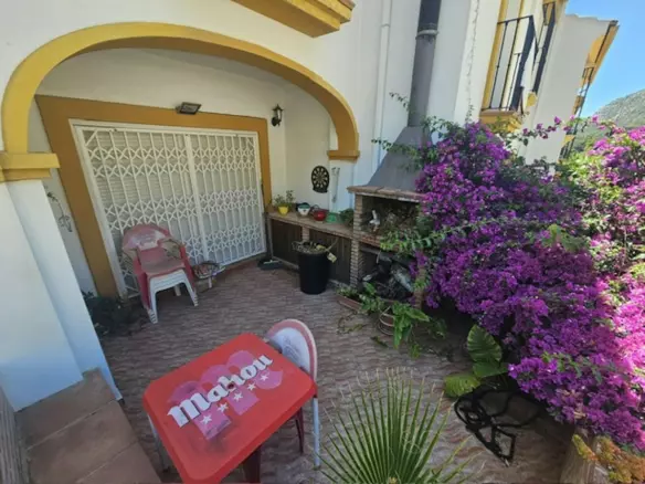 3-bedroom Town House In Ronda, Spain (114 M²)