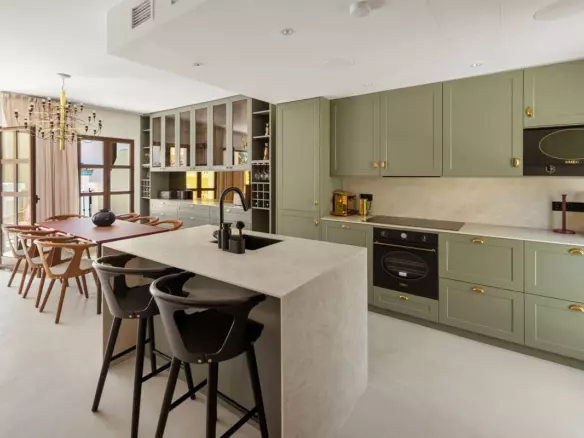 3-bedroom Town House In Marbella, Spain (211 M²)