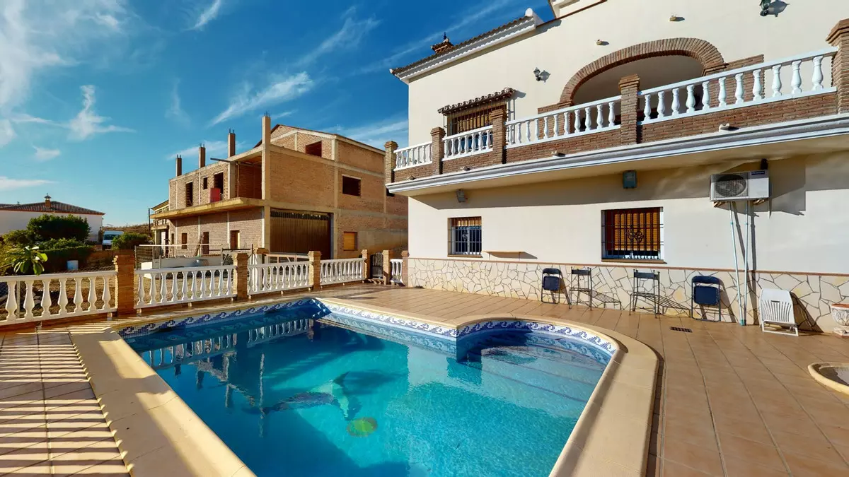 6-bedroom Villa In Alcaucín, Spain (528 M²)