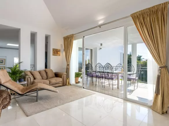 5-bedroom Villa In Marbella, Spain (503 M²)