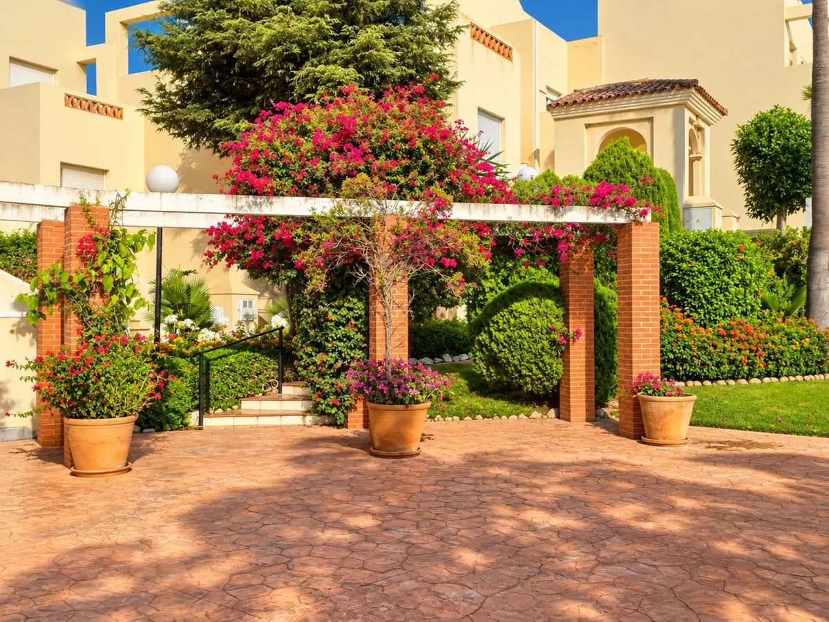 3-bedroom Apartment In Casares, Spain (145 M²)
