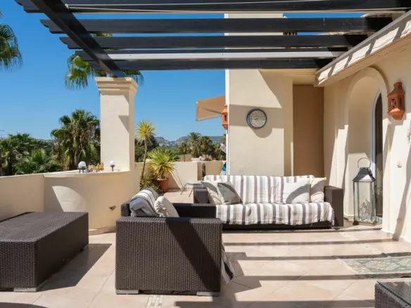 3-bedroom Apartment In Casares, Spain (352 M²)