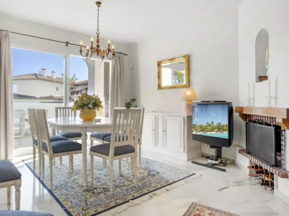 3-bedroom Apartment In Marbella, Spain (116 M²)