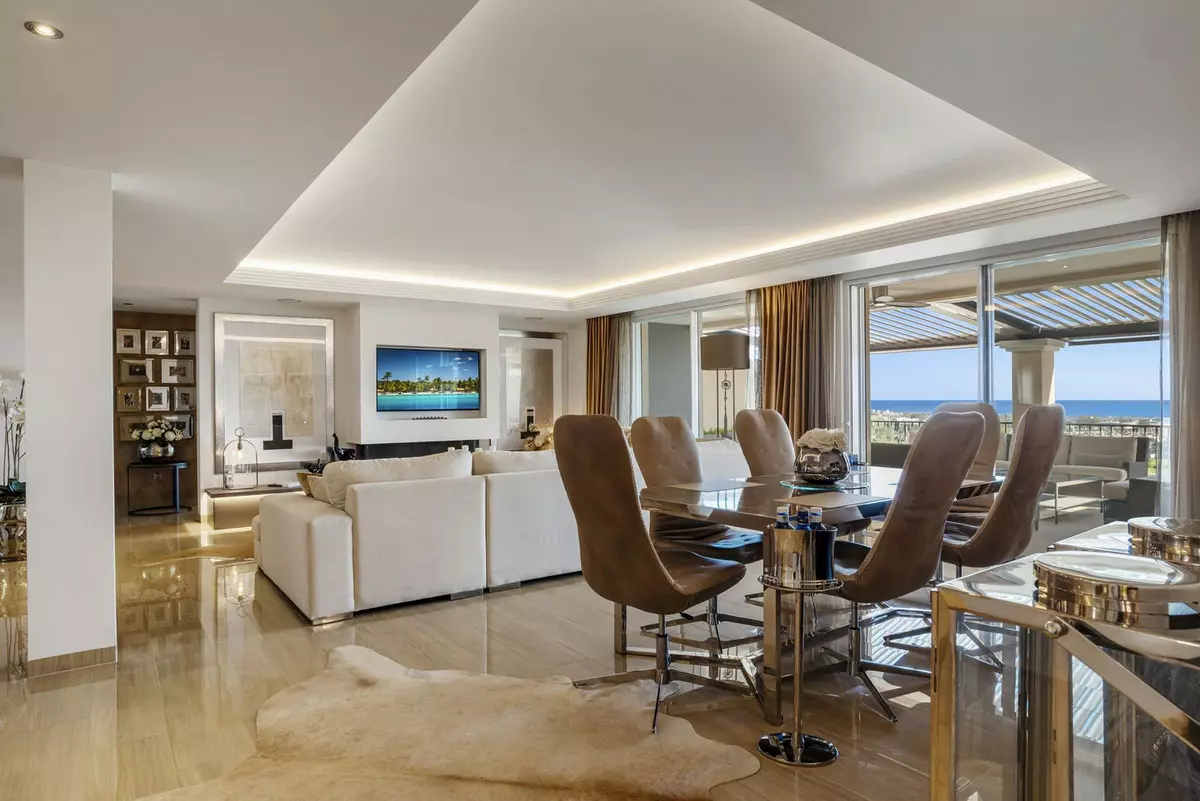 4-bedroom Apartment In Málaga, Spain (350 M²)