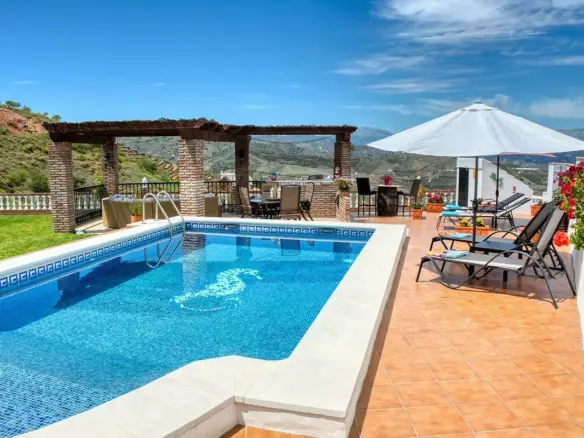 5-bedroom Villa In Iznate, Spain (330 M²)