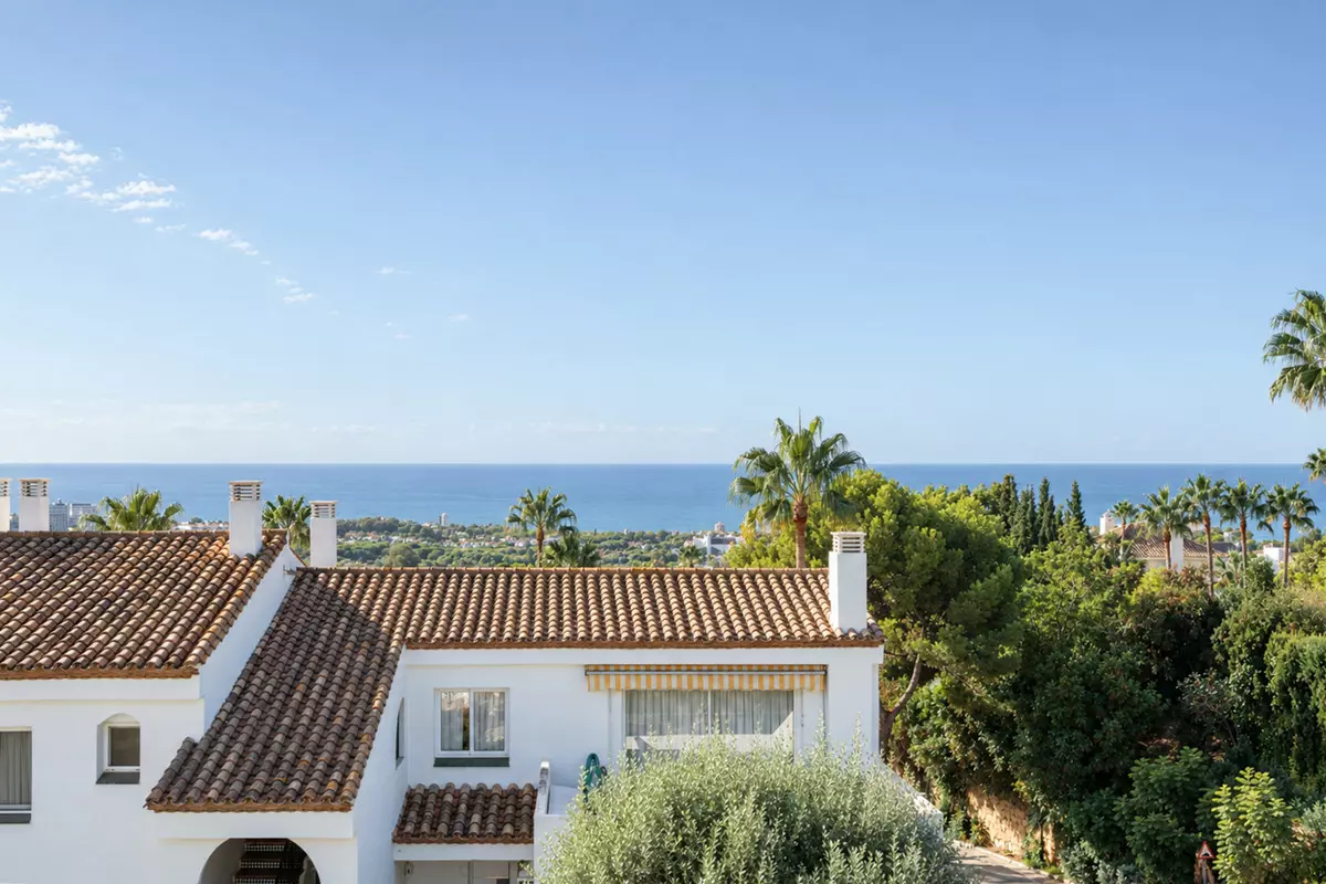 2-bedroom Apartment In Estepona, Spain (114 M²)