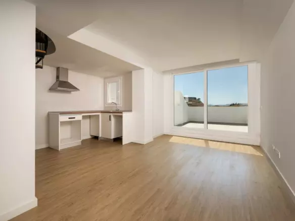 3-bedroom Apartment In Fuengirola, Spain (80 M²)